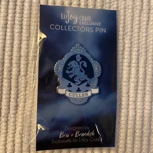 LitJoy Crate Exclusive Twilight Cullen Crest Pin